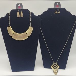 Paparazzi Jewelry Collection 2 sets (Brassy Not Trashy)​​​